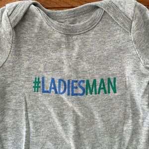 💙 Ladies Man Small Wonders Onesie boys Ladies Man size 9-12 months long sleeved